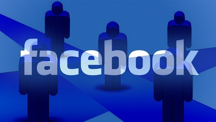 facebook, primero amigos y familiares